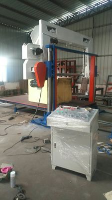 Verticale snijmachine voor het snijden van schuimblokken voor elektriciteit