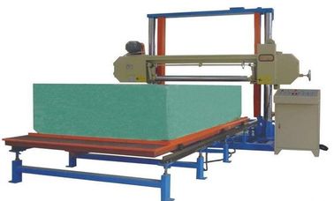 Hoge en Lage Dichtheidscnc Polystyreensnijmachine met 6m Lijst