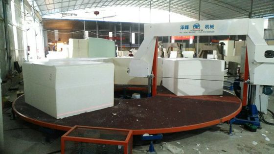 Horizontale cirkel schuim snijmachine met 10000 mm lemmenlengte en hoge standaard