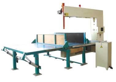 Zelfde van de de Matrasspons van het Diktepolyurethaan van de het Schuimsnijmachine Verticale Automatisch